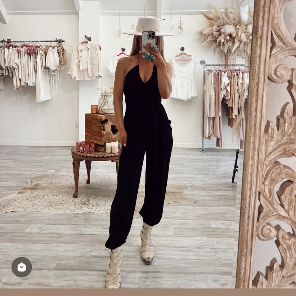 Ooh La Luxe Sinclair jumpsuit in a size small, color black